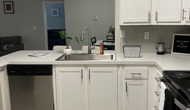 2 Br 2Ba Apartment 5 min from Six Flags Amusement Park