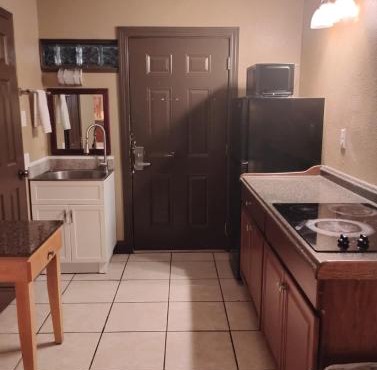 2 Double Bed Studio with Full Kitchen 116