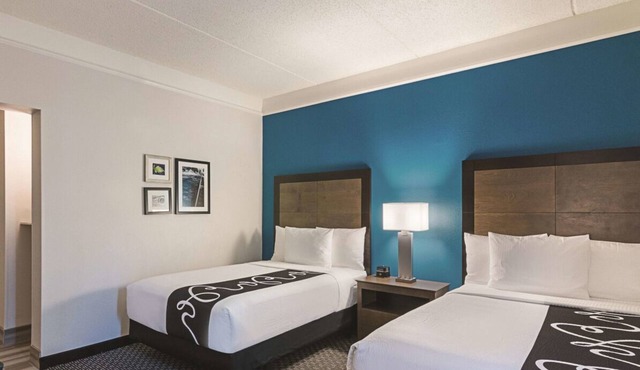 2 Double Beds Mobility Accessible Rm at La Quinta Inn by Wyndham Orlando UCF