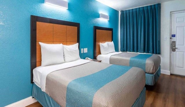 2 Full Beds|Nsmk,Micfridge