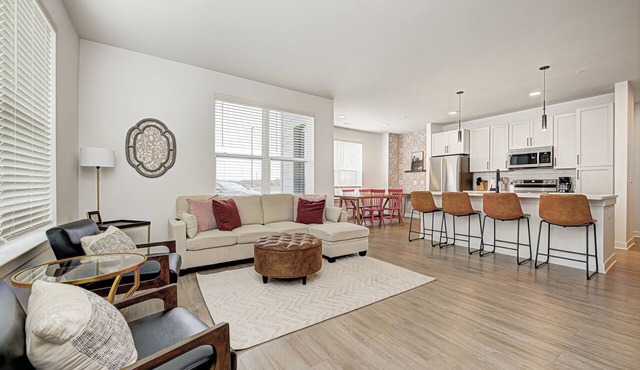 2BED/2BTH - KING/QUEEN BEDS - CARMEL/FISHERS/NOBLESVILLE GRAND PARK