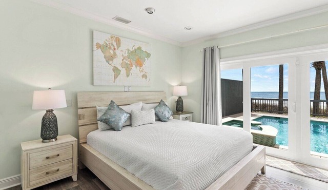 3 night mins! On The Beach! Private Home, Private Pool!