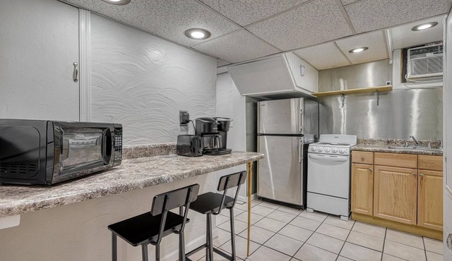 300 sq ft Hershey Studio (Full Separate Kitchen) in Hershey