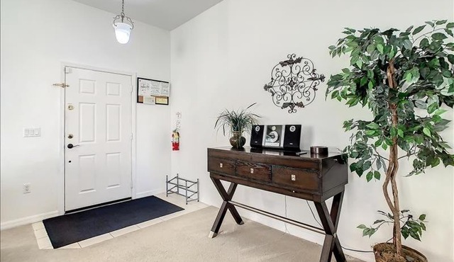 33 Andalusia House