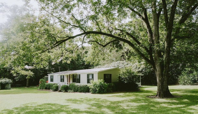 3br Cottage Next Door to Maclay State Park!
