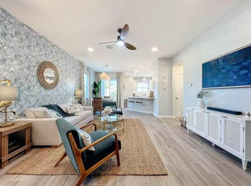 3BR Villa in Gated Oviedo Near UCF & Orlando