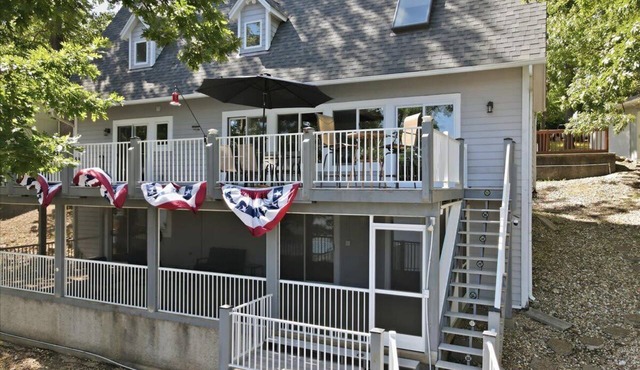 4 Bed 3 Bath Lakefront Home with Private Dock