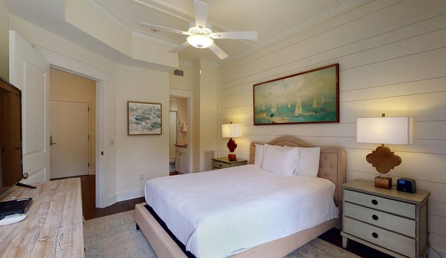 400 Ocean Suites at the Heart of St.Simons Pier Village