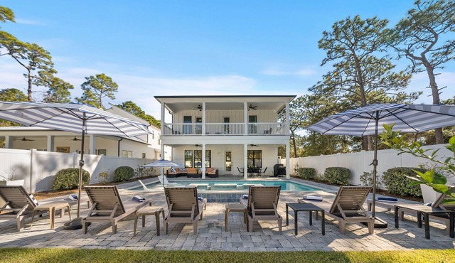 5BR 30A Oasis Private Pool + Hot Tub Pet Friendly Bike to Beach Golf Cart