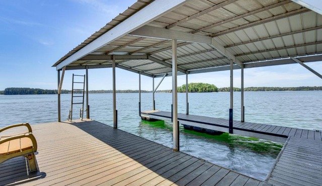 6 Mi to South Cove Boat Ramp! Lake Keowee Escape
