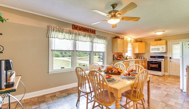 8 Mi to Clemson: Peaceful Family Home w/Yard