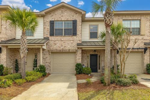 903 Reserve Lane