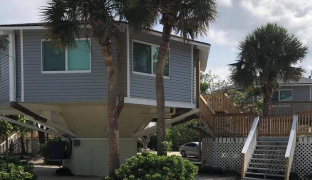 A 2/2 bayside retreat on mile marker 75.5 Islamorada!