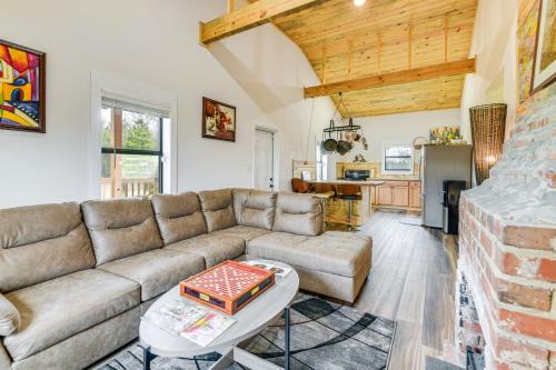 Abbeville Cabin on 450 Acres: Near Lake Eufaula!