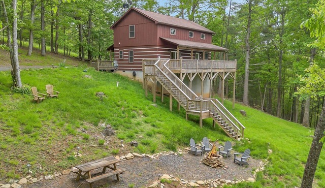 Adventure River Cabin | Two Acres of Private Land | Games & Entertainment Galore