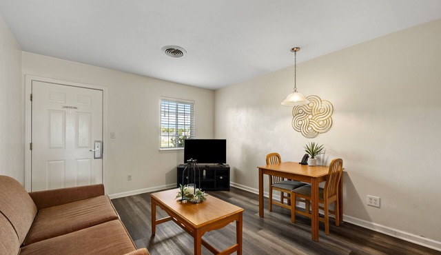 Affordable Suites Graham
