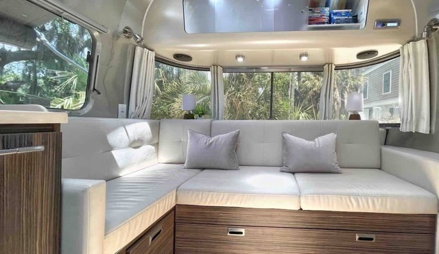 Airstream near Tybee Beach & Downtown Savannah