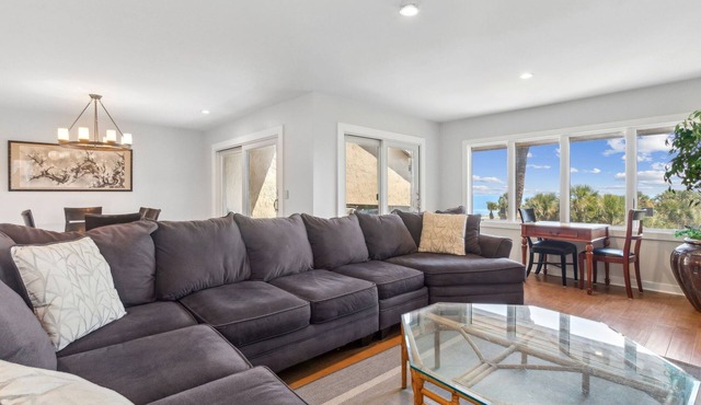 Amazing Ocean Views, 4 bed/4 bath, 1420 Windsong
