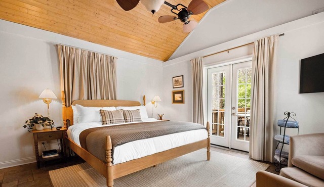 Amicalola Suite on Lookout Mountain