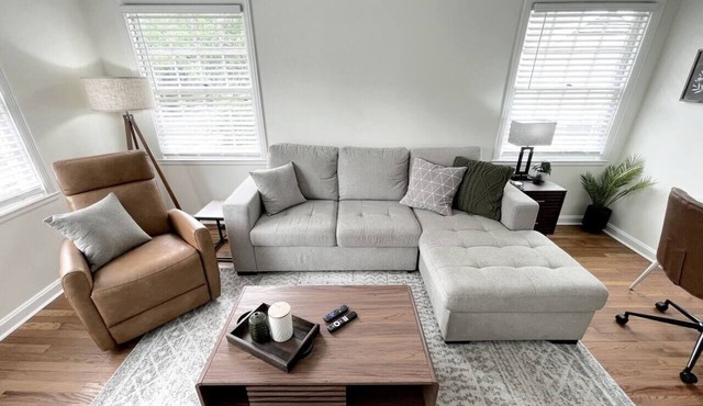 Ardsley Upscale Living Unit #4