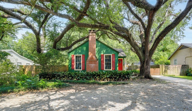 Back on Market! Baton Rouge Cottage < 3 Mi to LSU
