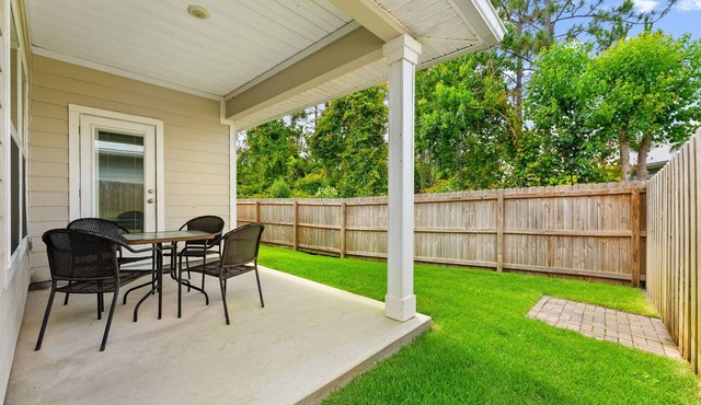 Beach Bliss | Game Room + 5 Min to Beach | Sleeps 8