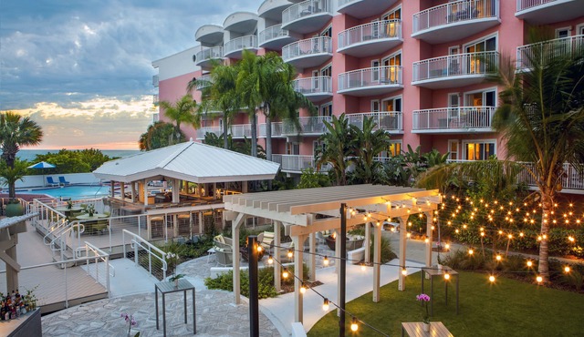 Beach House Suites by the Don CeSar