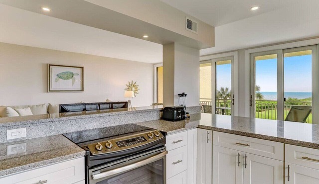 Beachfront Bliss with spectacular views