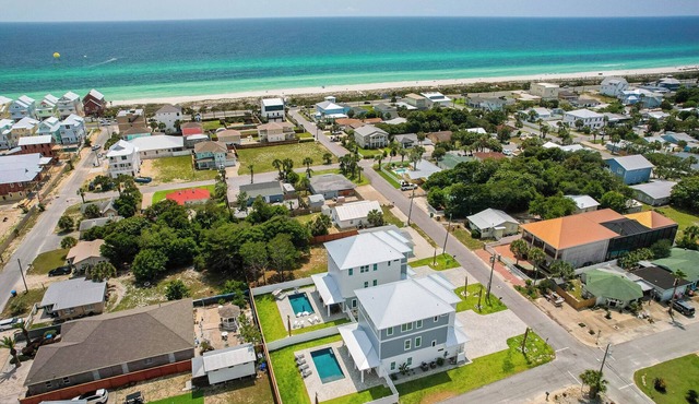 Beachside Paradise | Private Beach Access Retreat