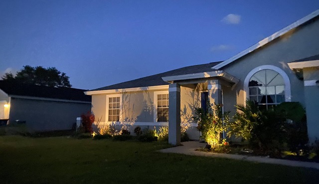 Beautiful home in Palm Bay convenient to Bayside Lakes Shoppes and golf courses.