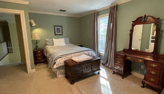 Beautiful Large Colonial Home in Lexington near USC, Columbia and Lake Murray.
