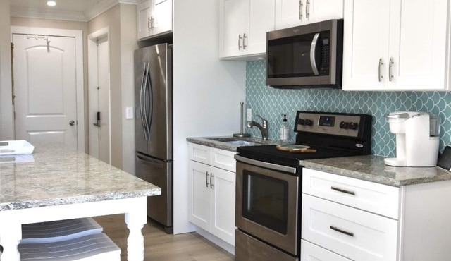 Beautiful Ocean Access Islamorada Condo. MM 76.5 Bring your Boat