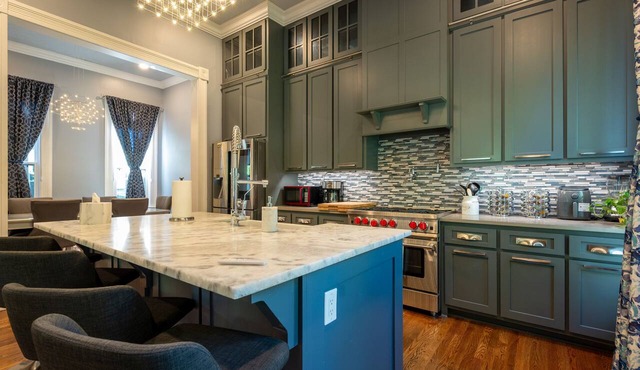 Beautiful two-bedroom cottage nestled in the heart of vibrant SoMa.