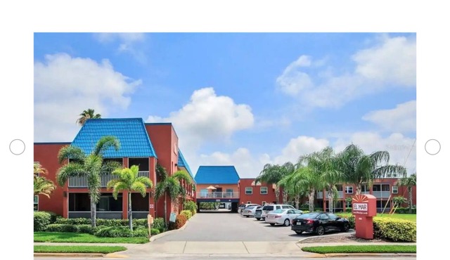 Beautiful 2 bedroom 2 Bath directly across from Gulf