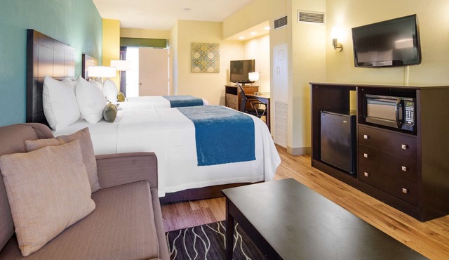 Best Western Plus Deerfield Beach Hotel & Suites