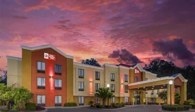 Best Western Plus Richmond Hill Inn