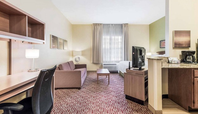Birch Hill Suites Extended Stay - Blue Ash
