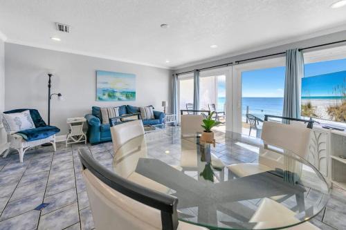 Blue Mountain Villa 2B