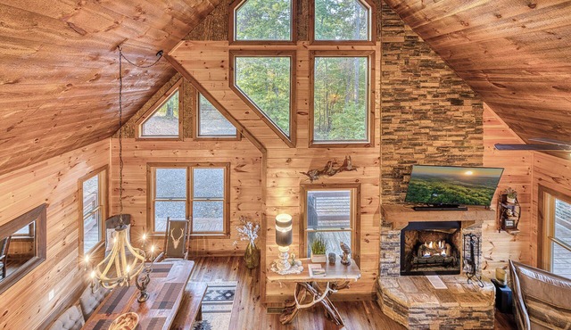 Blue Ridge, Hot Tub, Mountain View, Pool Table, Arcade, Outdoor Fireplace