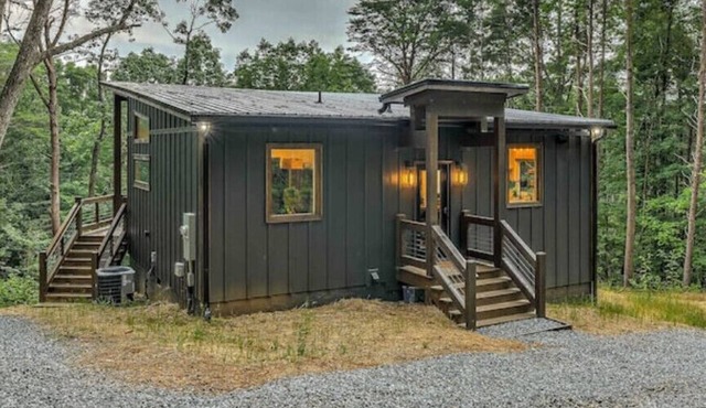 Brand New Relaxing Mountain Retreat