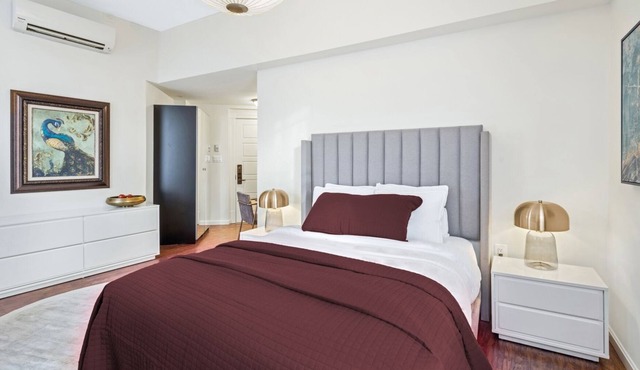 Brexton Hotel | Touchless Charming Studio