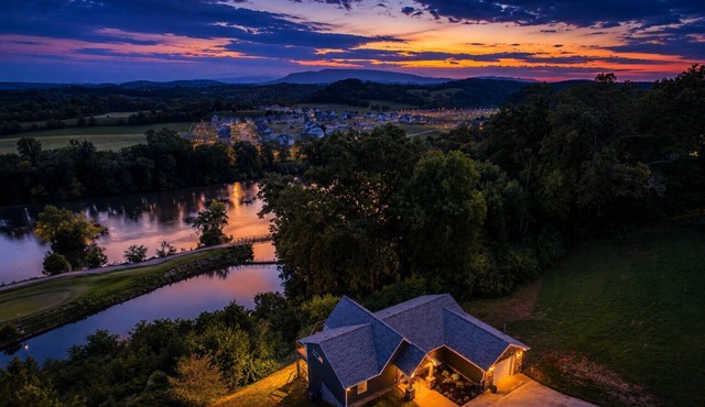 Broadview, River, Golf Course, Games, free Attraction Tickets, WIFI!