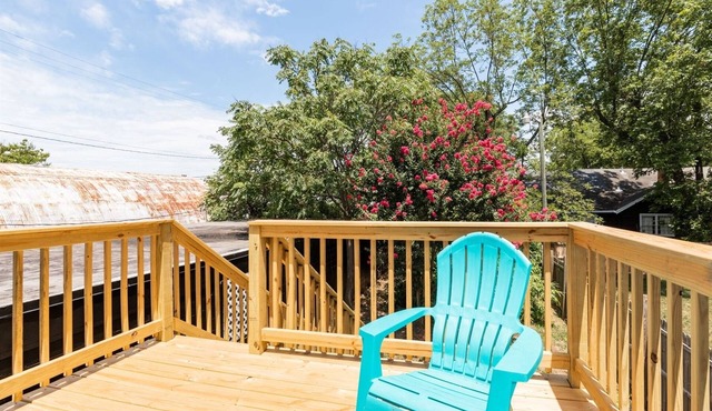 Budget Stay in West GVL! | 1 Bed, 1 Bath