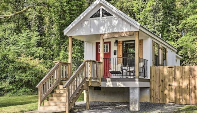 Cabin Downtown Durham