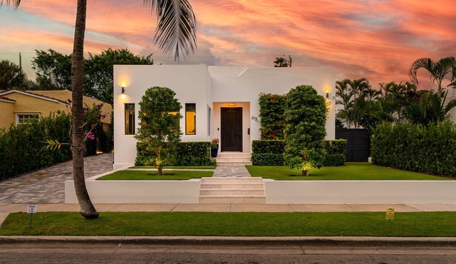 Casa Zenhaven - Designer Poolside Haven!