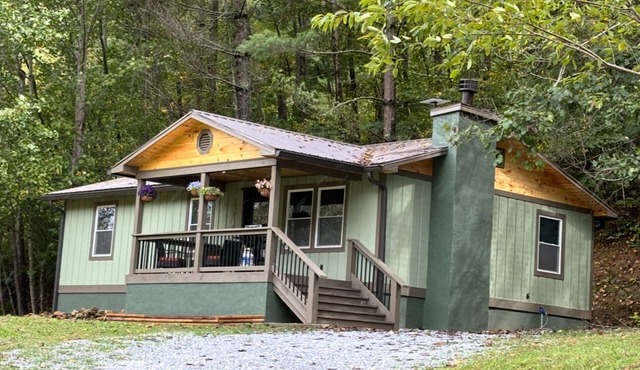 Centrally located for all attractions of Western North Carolina