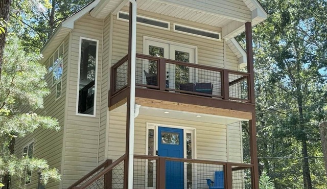 Charm of a Tree House. Comforts of Home.