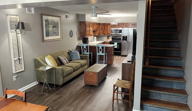 Charming 2-bedroom getaway condo in Tupelo