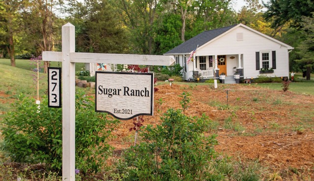 Charming 3 bedroom farmhouse retreat. Peaceful, scenic, and full of adventure.