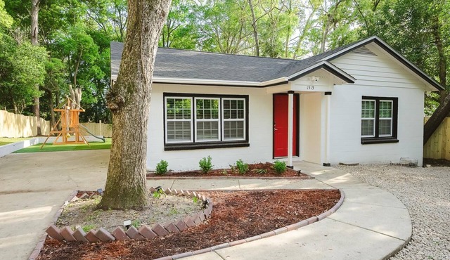 Charming 3-bedroom house Tallahassee; near THL Airport, FSU, FAMU, Parks
